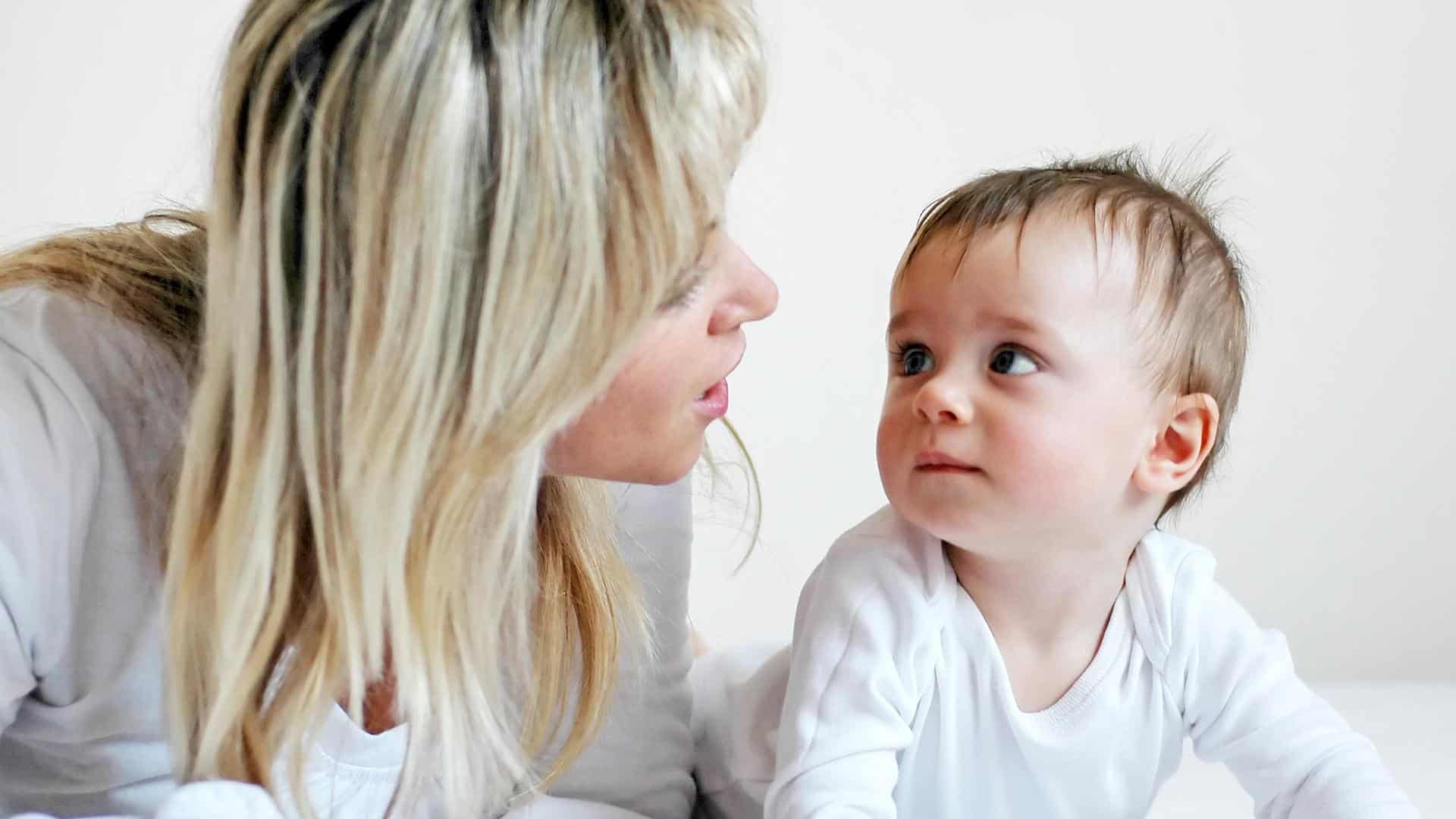 Um dos sonhos de toda mamãe e saber quando o bebê começa a falar