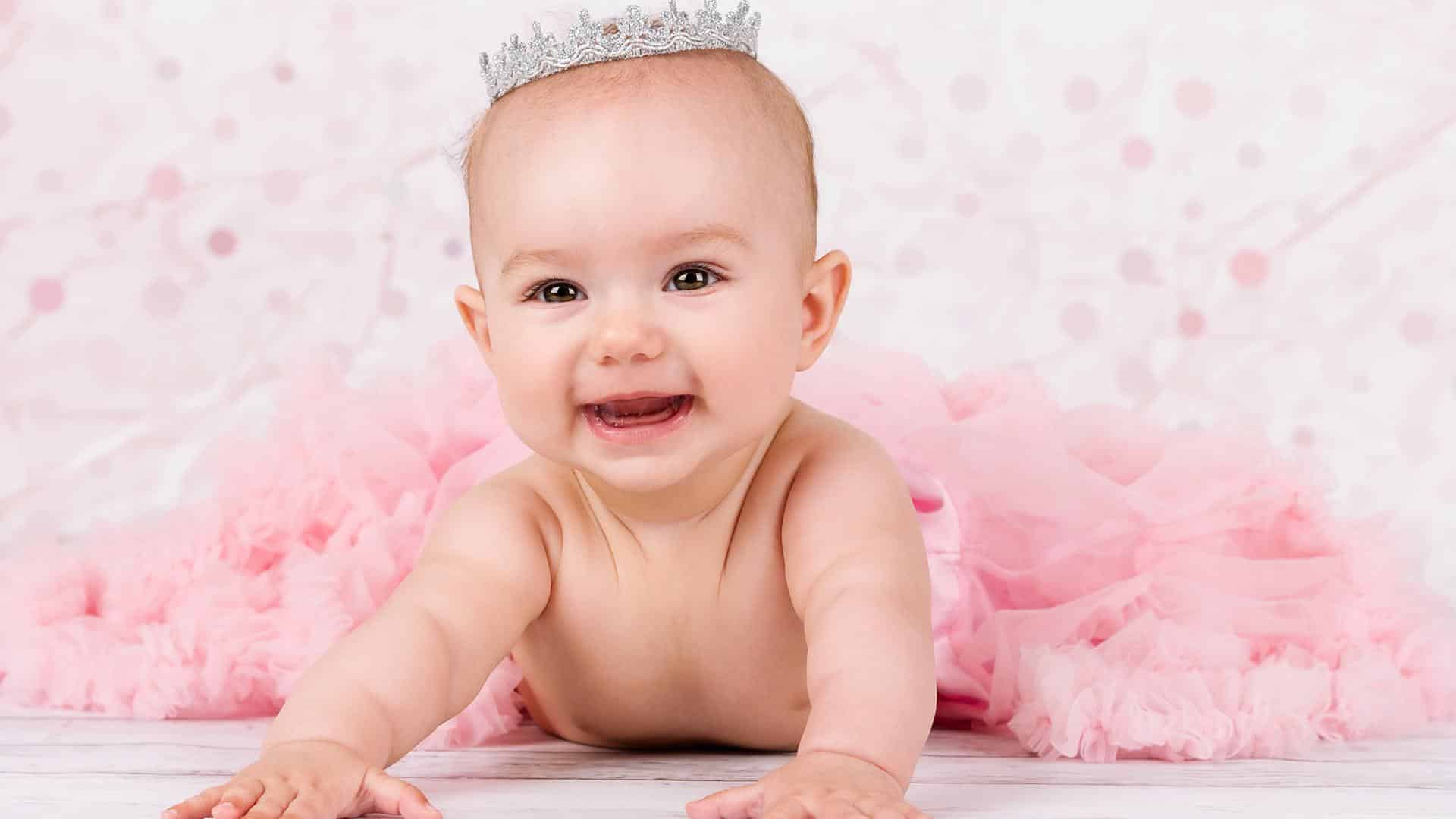 Nomes de princesas são opções interessantes para batizar a pequena