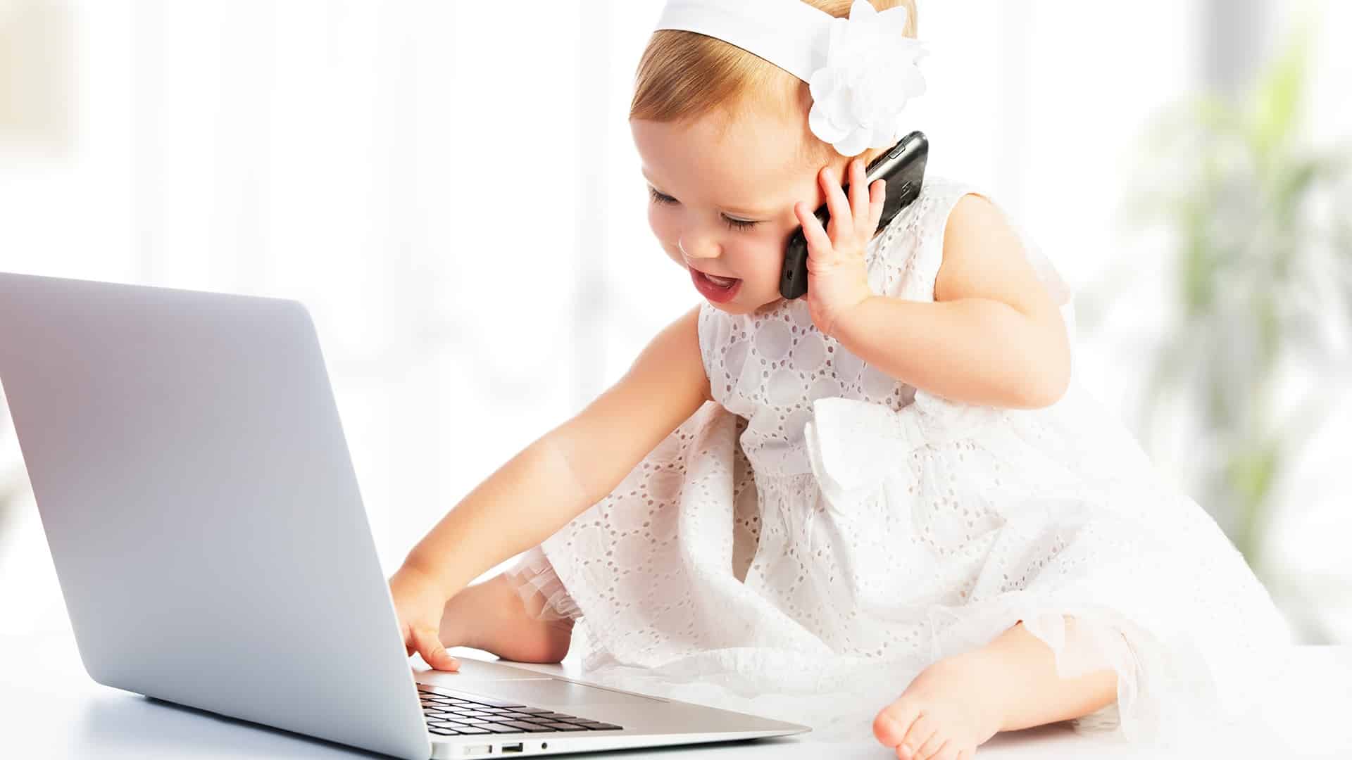 Com que idade o bebê começa a falar? Essa é uma das clássicas perguntas das mamães e papais
